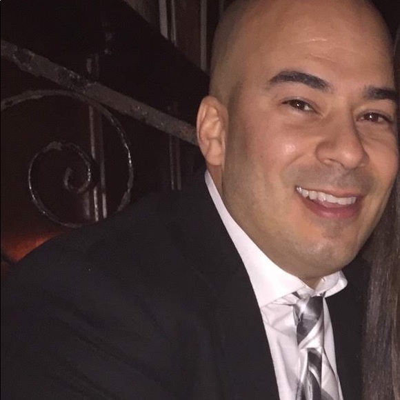 Meet your Posher, Daniel - Picture 2 of 4